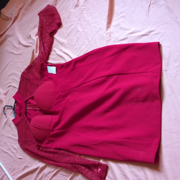 Women's dress - Picture 3 of 4